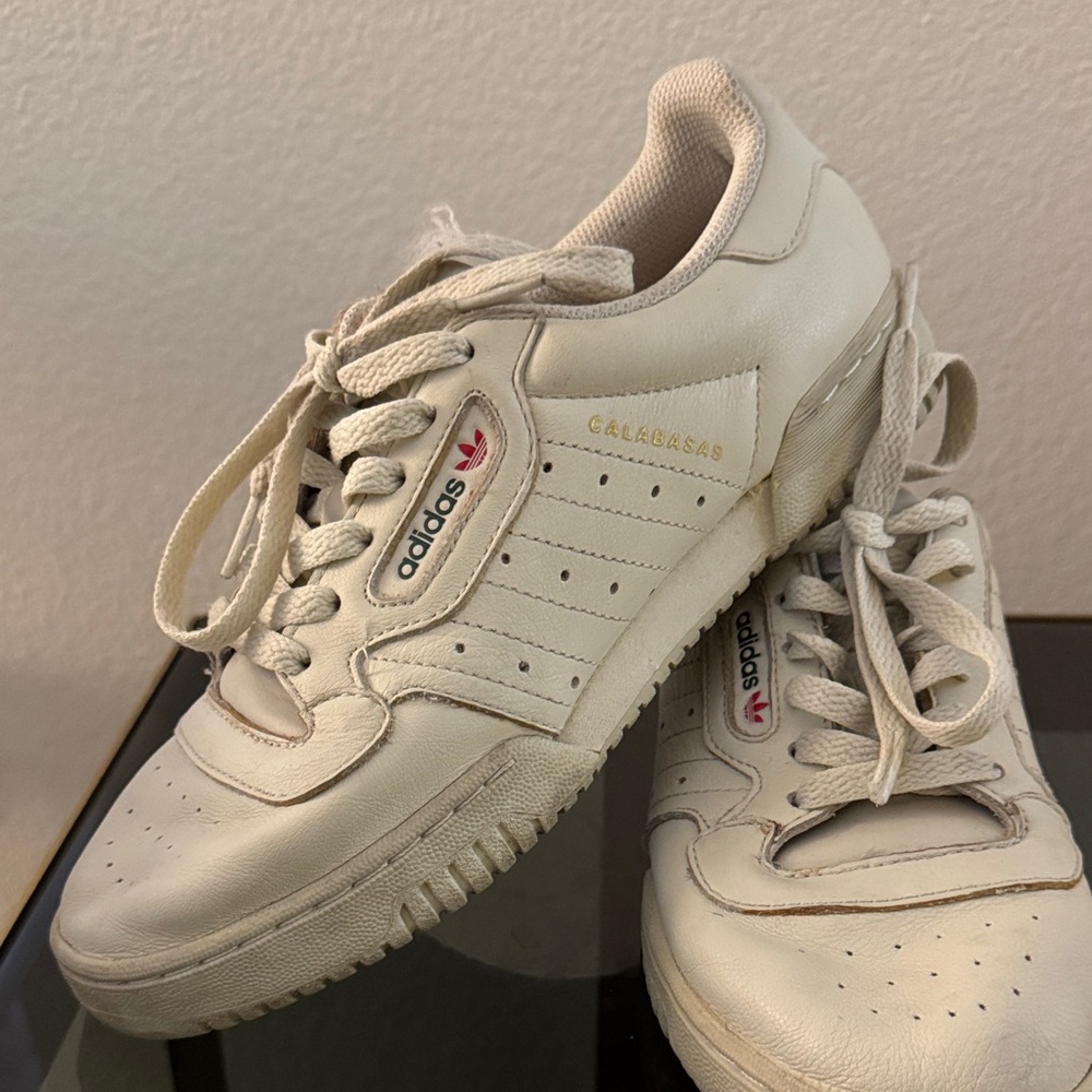 Adidas Calabasas Off-White Sneakers